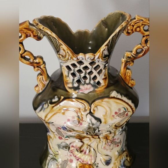 Mojalica Antique Double Handled Vase - Picture 6 of 12